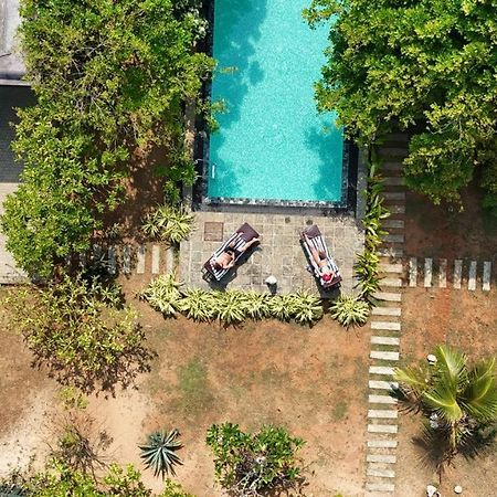 Guru Beach Resort Tangalle Exterior foto